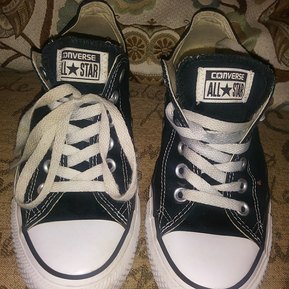 Converse Shoes - Womens Size 7.5 Converse Low Tops Very Dark Green.